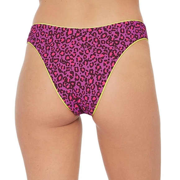 BCBGeneration HOT SPOT REVERSIBLE BIKINI - Picture 4 of 13